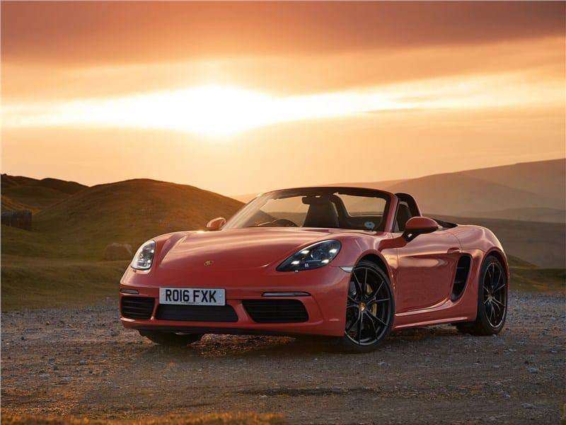 ﻿Porsche 718 Boxster